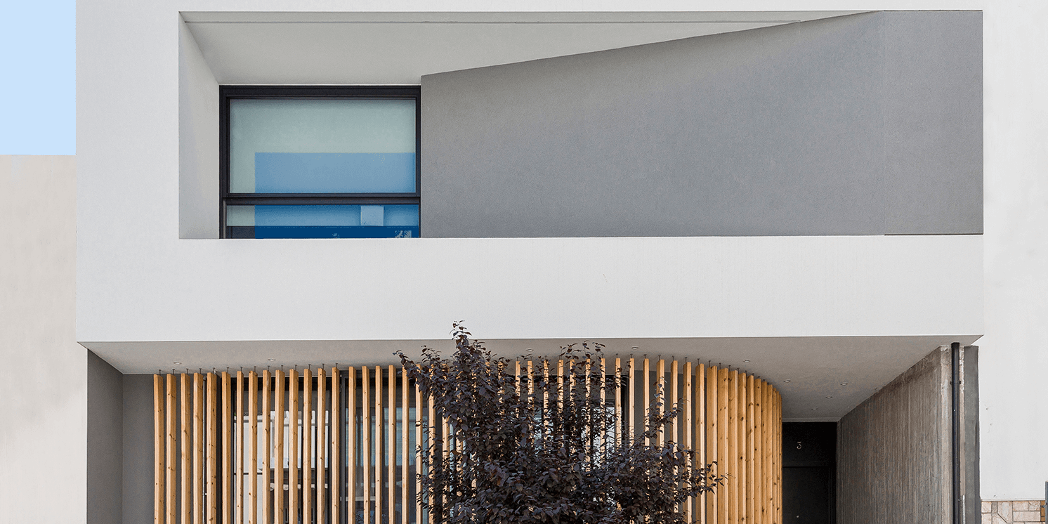 00_cover-na-doume-mazi-to-crop-giati-einai-kaki Tri-fold House