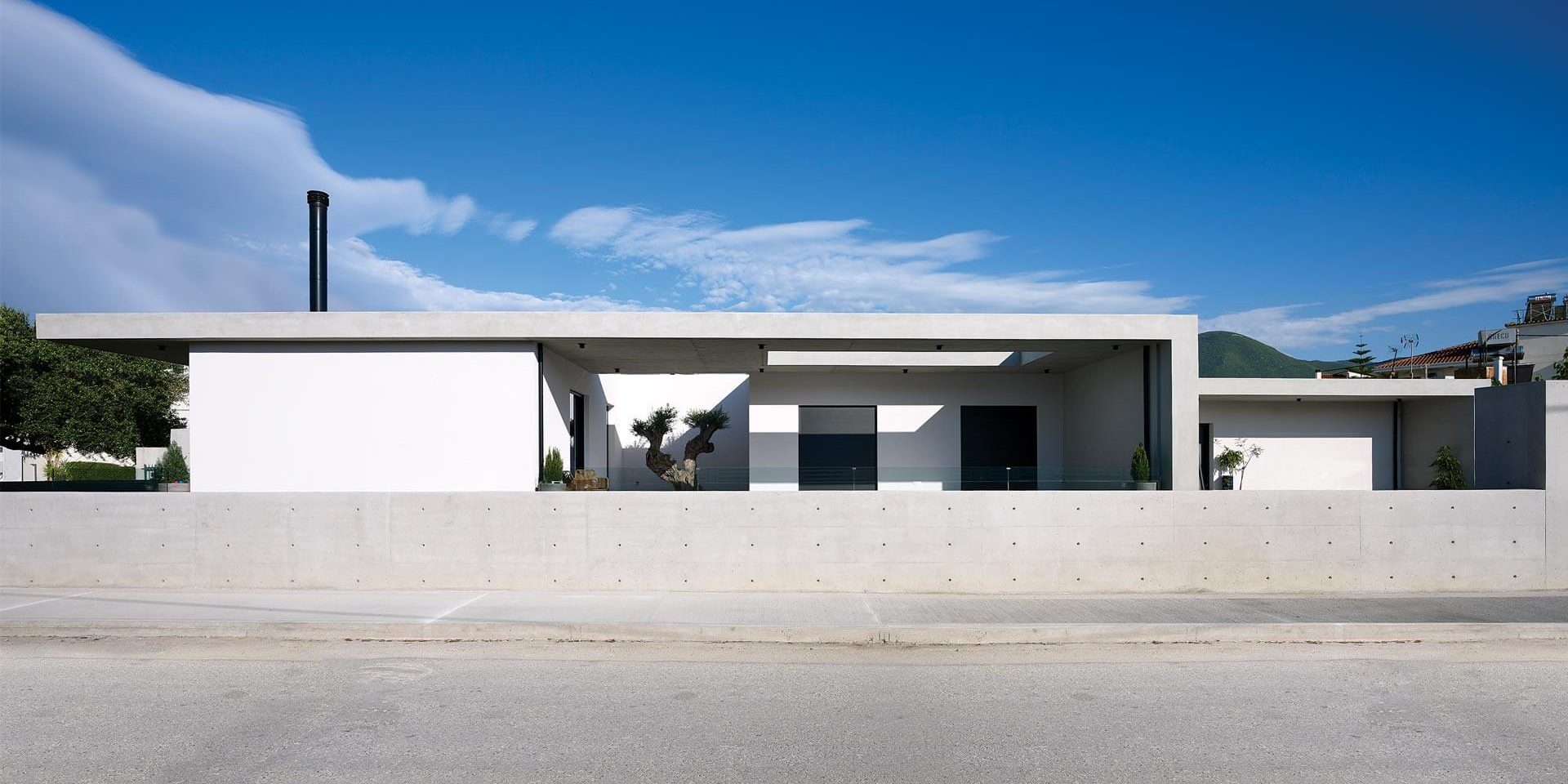 01-ek-magazine-Articles-Olea-House