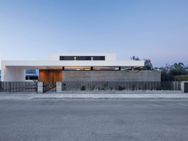 Moge House - EKKY Studio Architects - ek mag