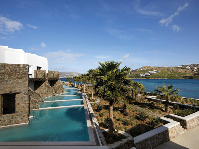 Aeonic Suites and Spa - 1 Architects - ek magazine