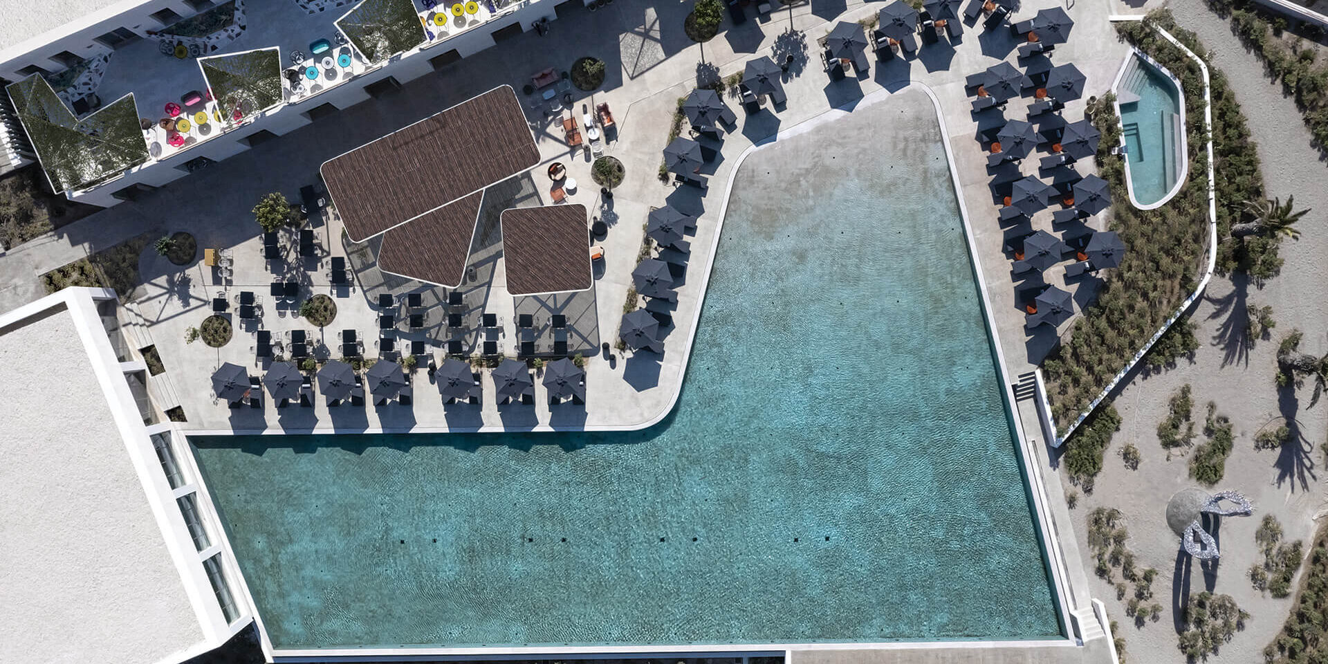 00 cover Nous Santorini Luxury Resort Hotel -