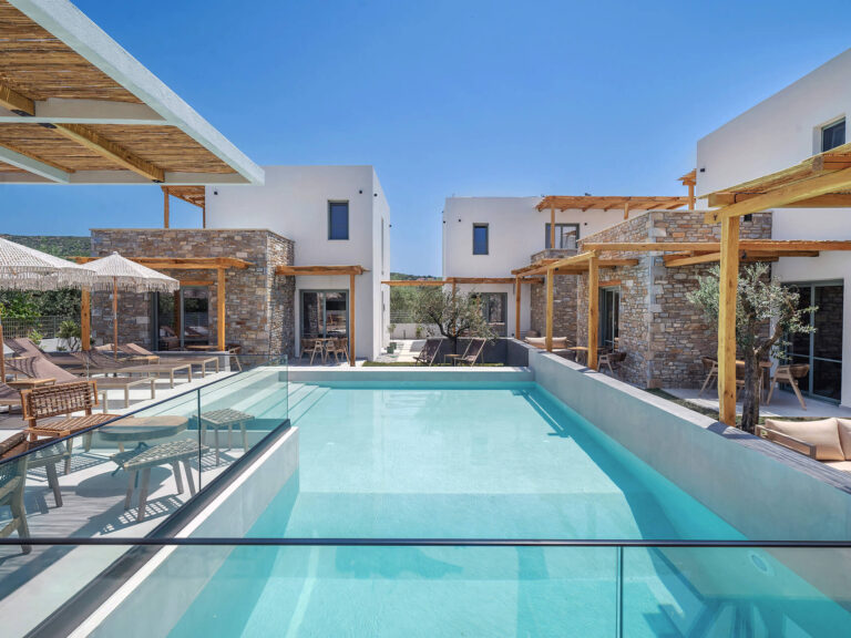 Azzure Luxury Suites - CDLArchitects - ekmagazine