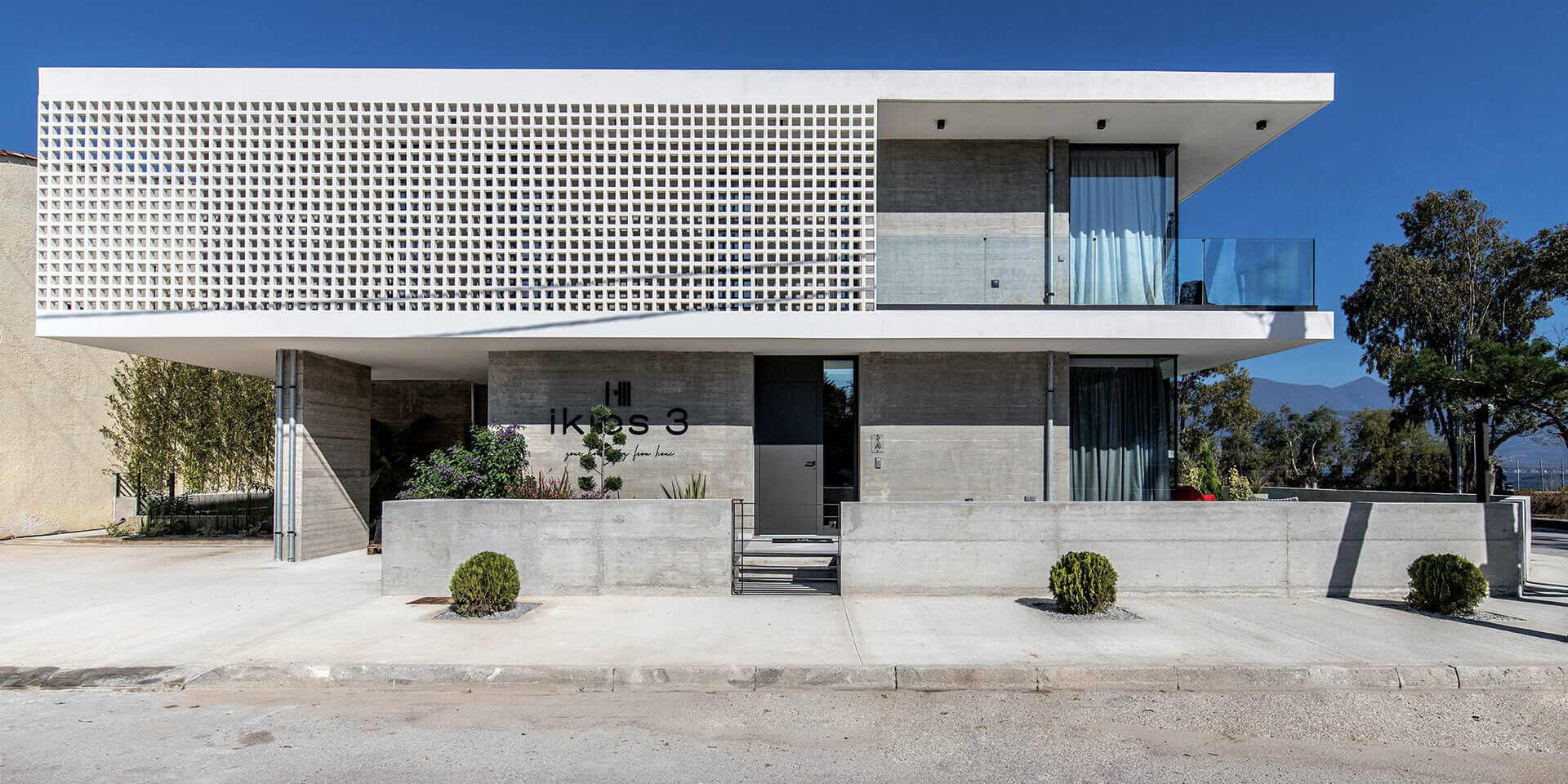 00-cover-Ikies 3-3H Architects-ekmagazine Ikies 3-3H Architects-ekmagazine