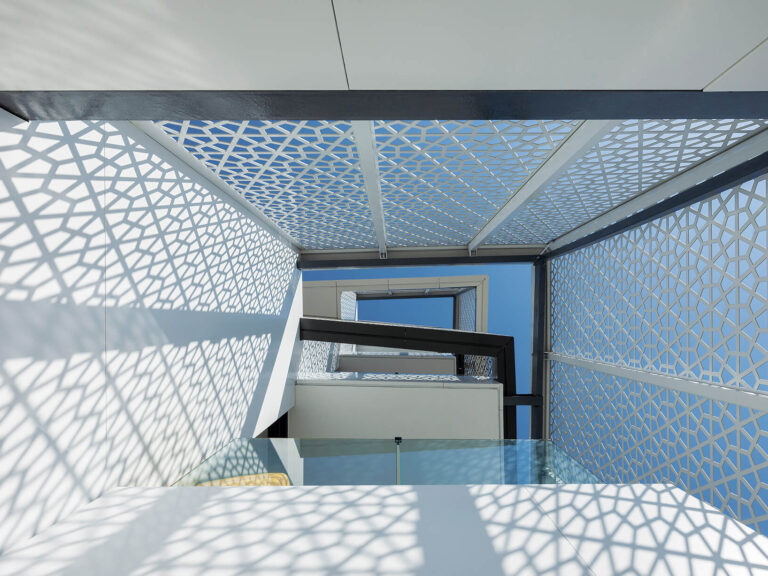 Apartment Building in Nicosia-Constanti Architects-ENAPROSEKATO-ekmagazine