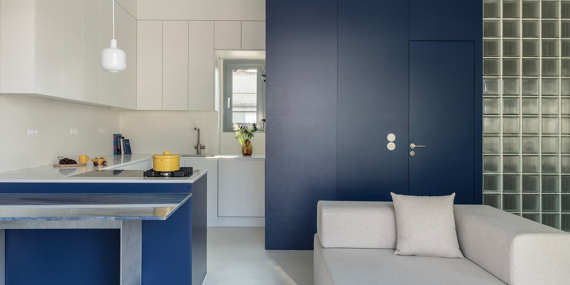 Kyano - Space is around - ekmagazine