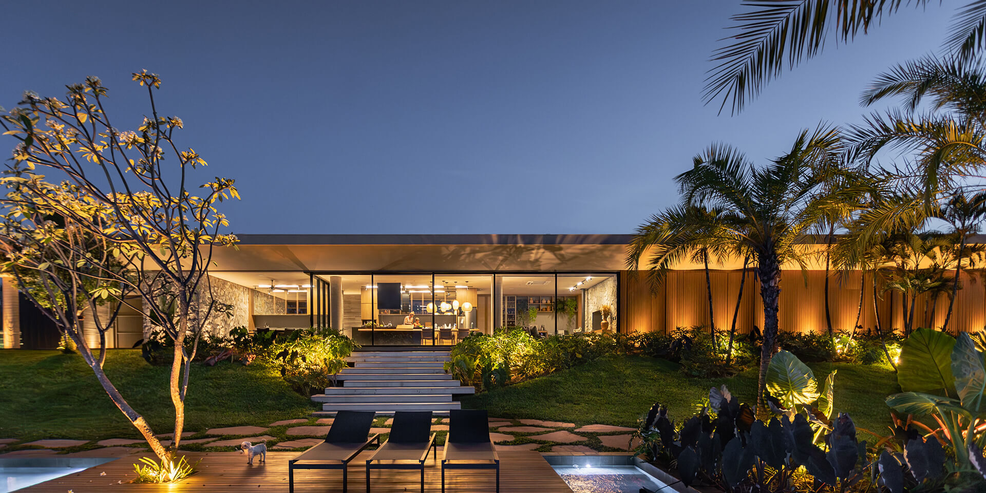 00-cover MCZ House - NIU Arquitetura - ekmagazine
