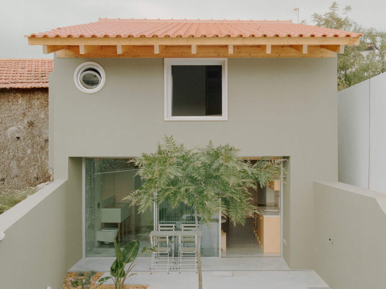 Casa Verde Gago - Bruno Dias Arquitectura - ekmagazine