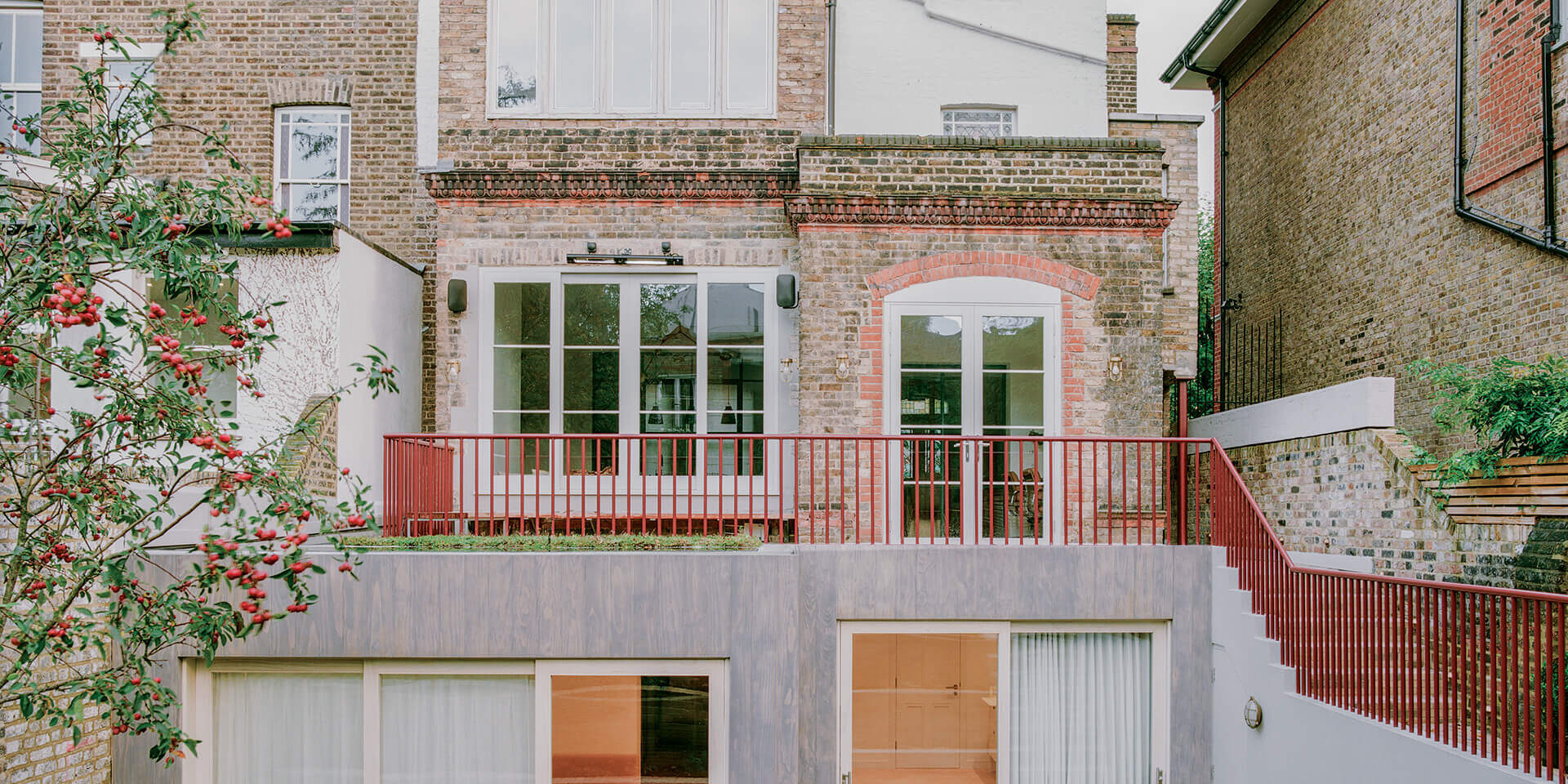 Restoration of a Victorian House - Neiheiser Argyros - ekmagazine