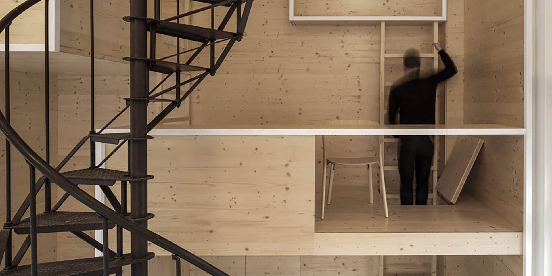 Artist’s Apartment in Amsterdam- i29 interior architects-ekmagazine