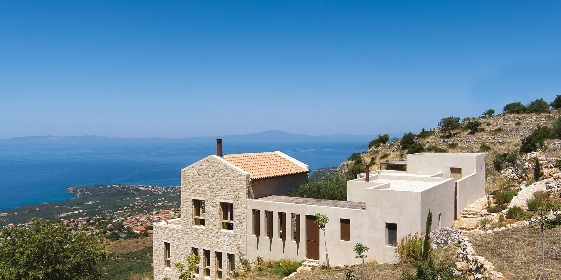 00-cover-Etsi Architects-Residence in Mani-ekmagazine Etsi Architects-Residence in Mani-ekmagazine