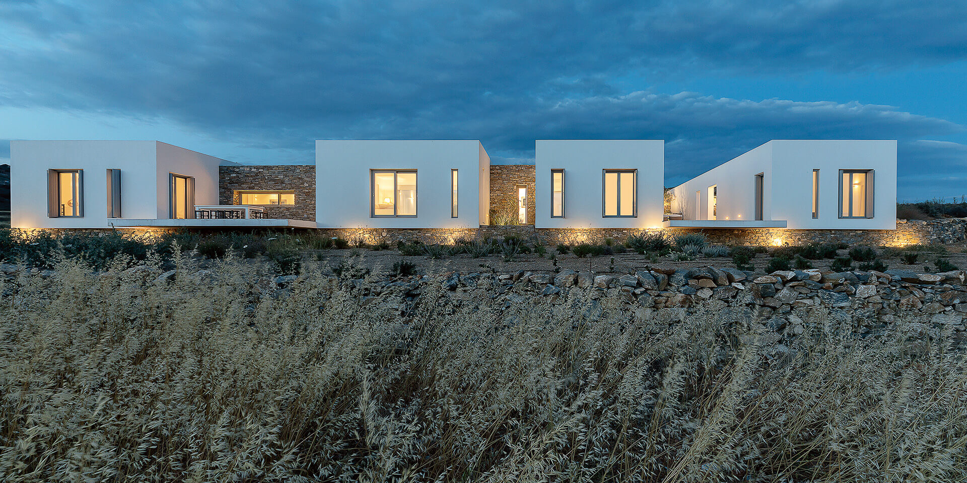 00-cover Louria - React Architects - ekmagazine