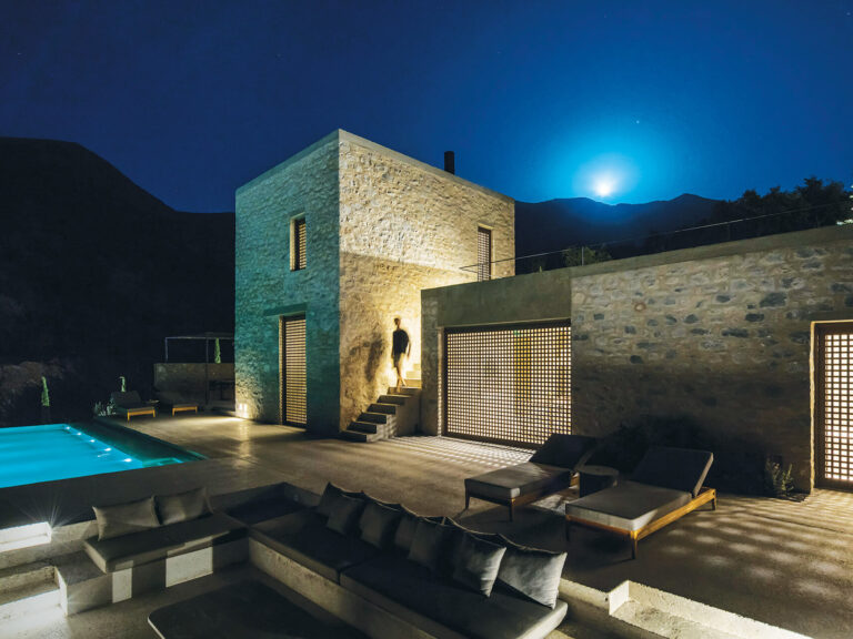 Residence in Mani-Desypri & Misiaris Architecture-ekmagazine