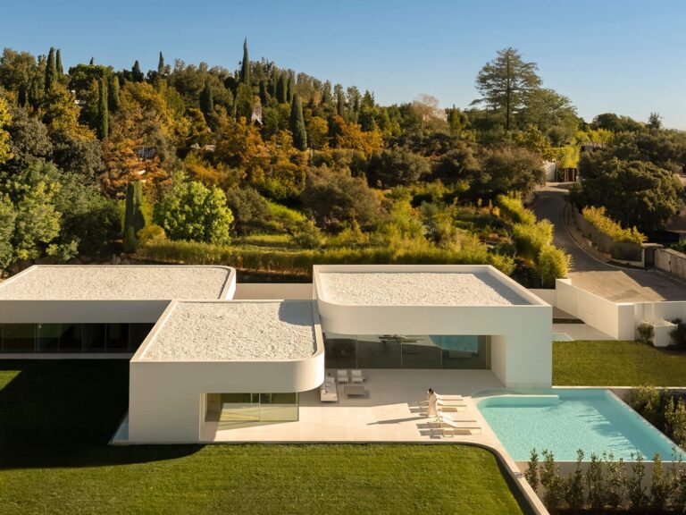 Villa 18 - Fran Silvestre Arquitectos - ekmagazine