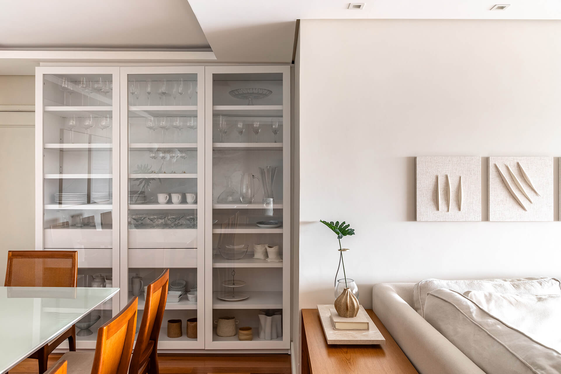Apartment in Curitiba-DC55 Arquitetura-ekmagazine