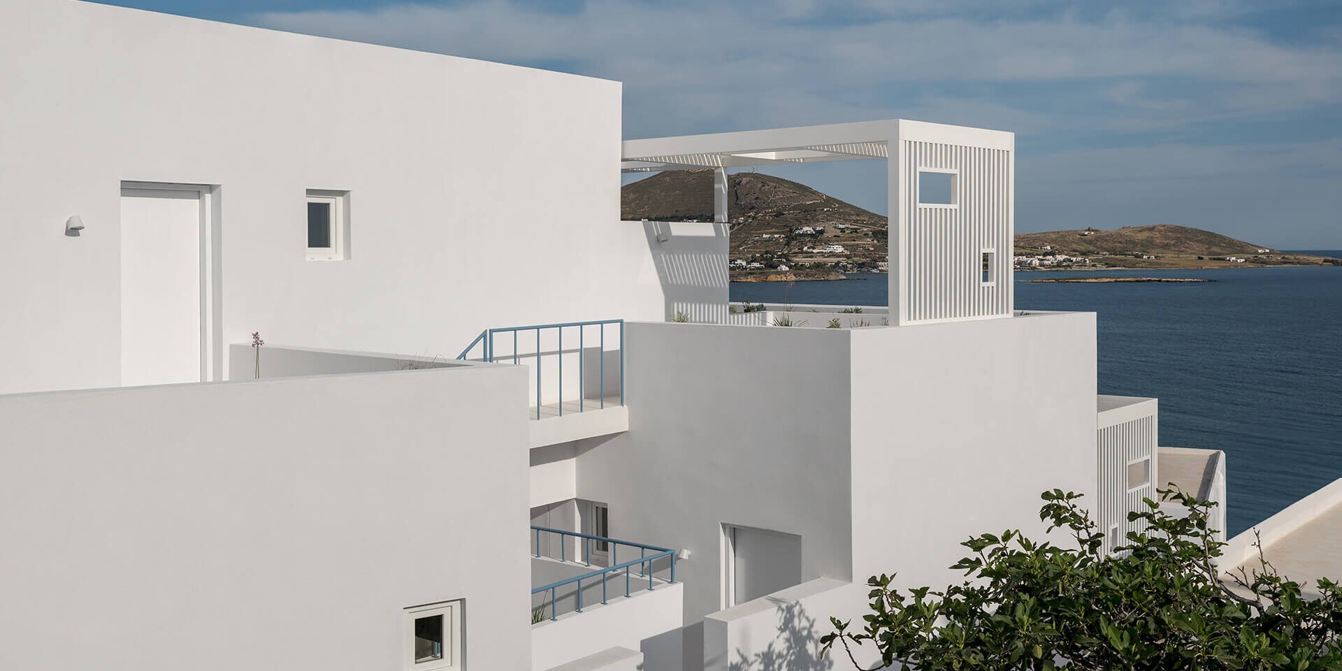 Aegean Color Rooms -The Hive Architects-ekmagazine