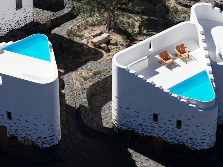 + Bourboulos 29 - VIIIBE Architects - ekmagazine