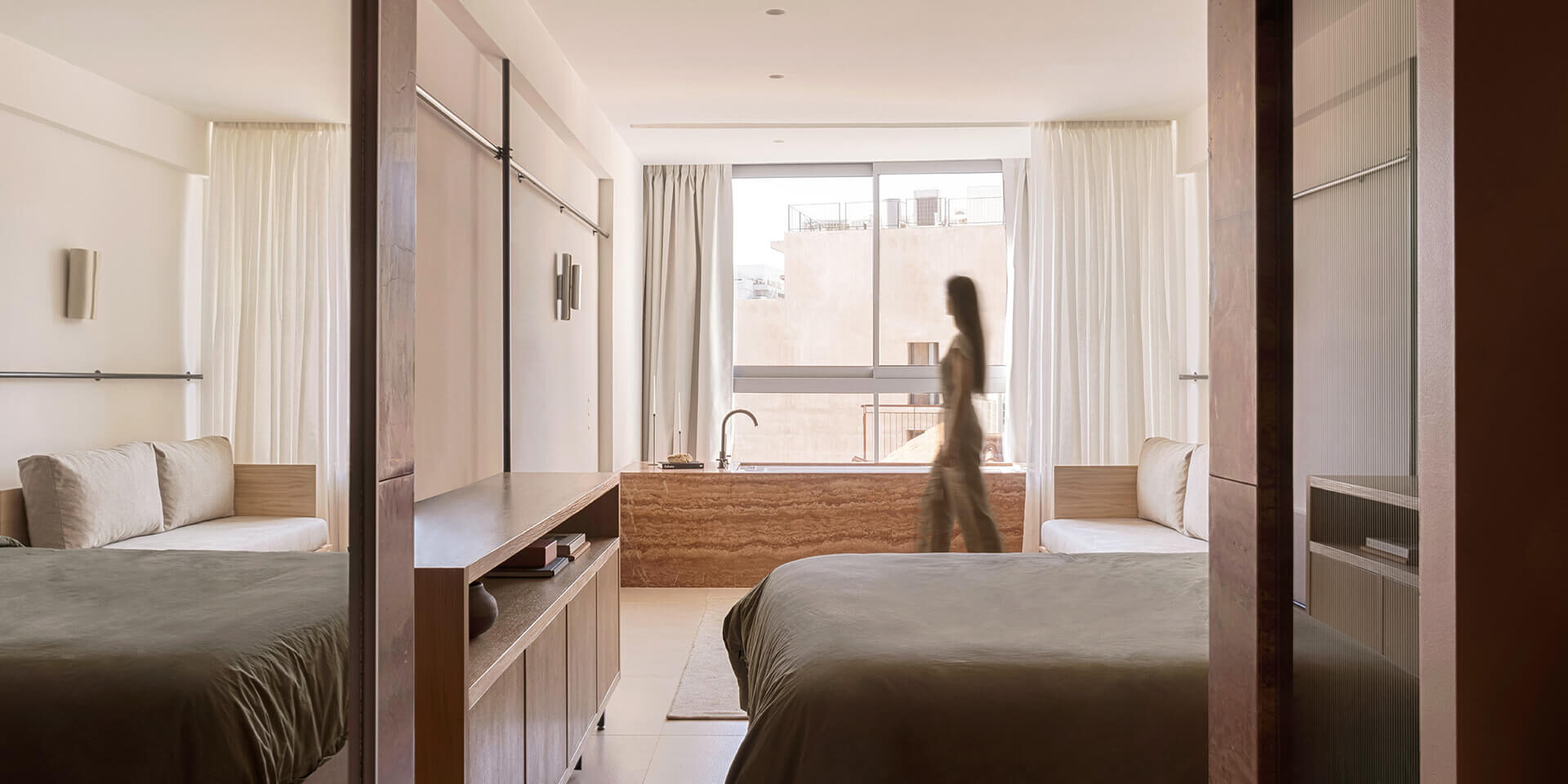 Apartment Ermou 18 - Emi Georgosopoulou, Alexandra Zarani - ekmagazine