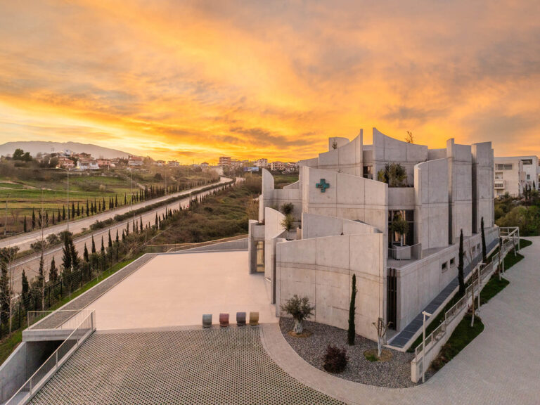 Vet Hospital - Davide Macullo Architects - ekmagazine