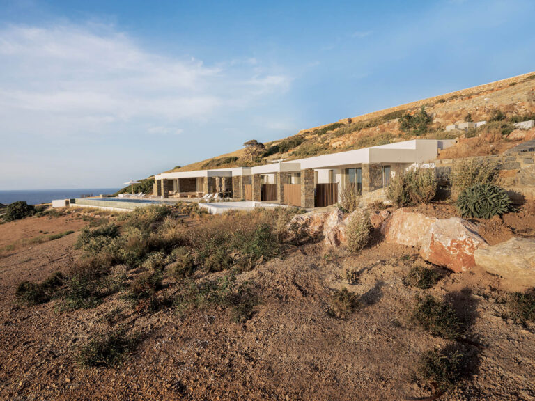 Residence in Antiparos-Synama -ekmagazine