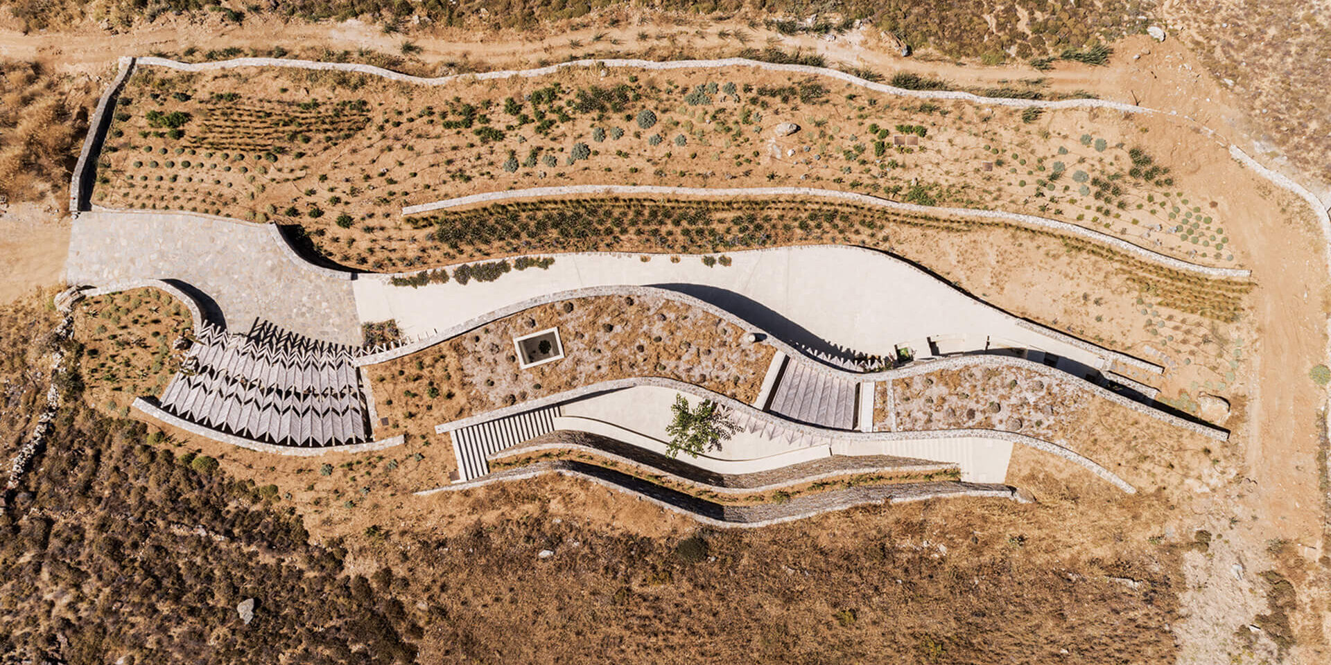 00-cover Residence in Serifos-Sinas Architects-ekmagazine