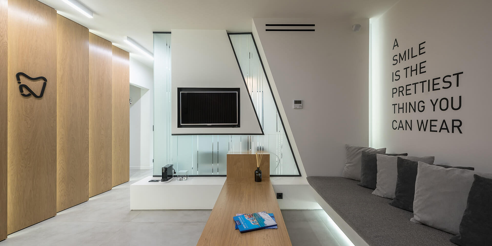 00-cover-Dental Clinic – ENA Architects – ekmagazine Dental Clinic - ENA Architects - ekmagazine