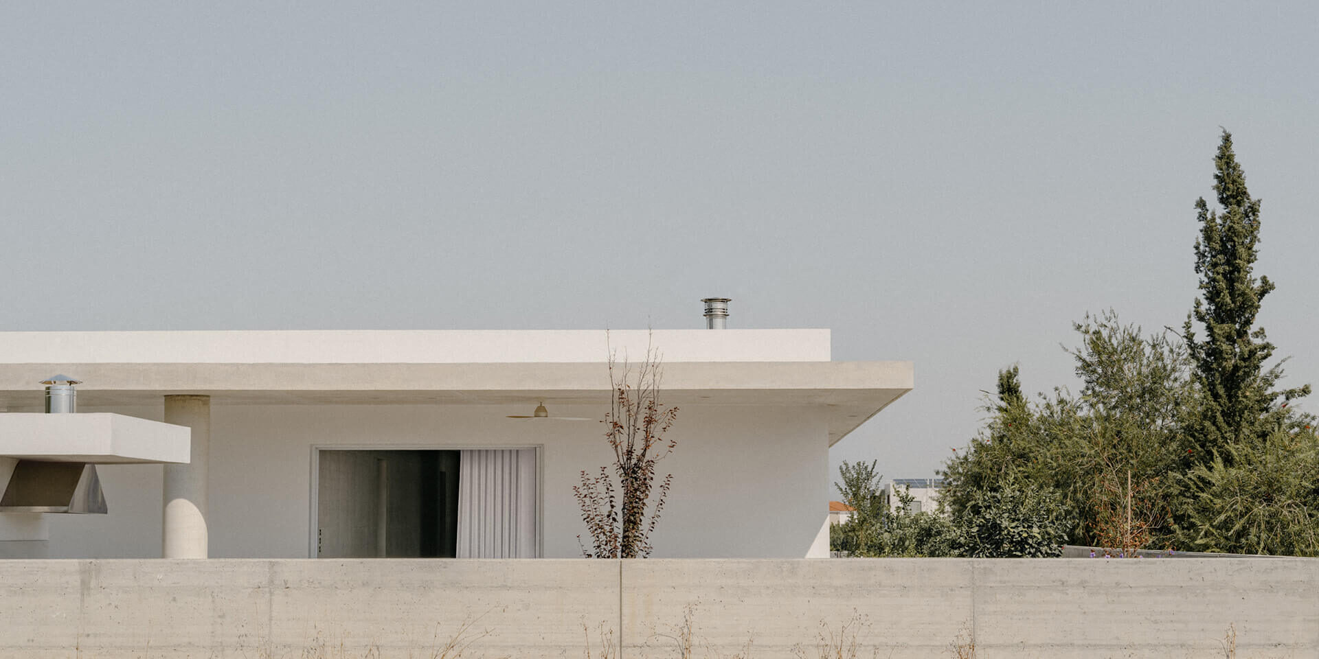 Makries Mires Residence - Anastasiou Misseri Architects - ekmagazine