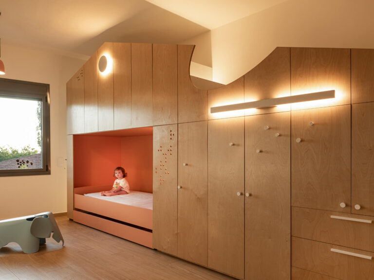 Residence in Polygyros-Louizi + Louizis Architects-ekmagazine