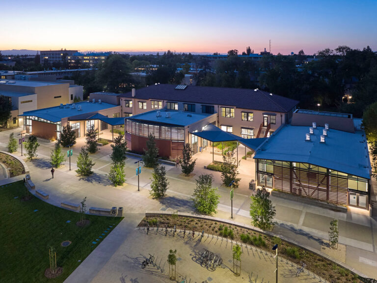 Walker Hall Graduate Student Center-Leddy Maytum Stacy Architects-ekmagazine