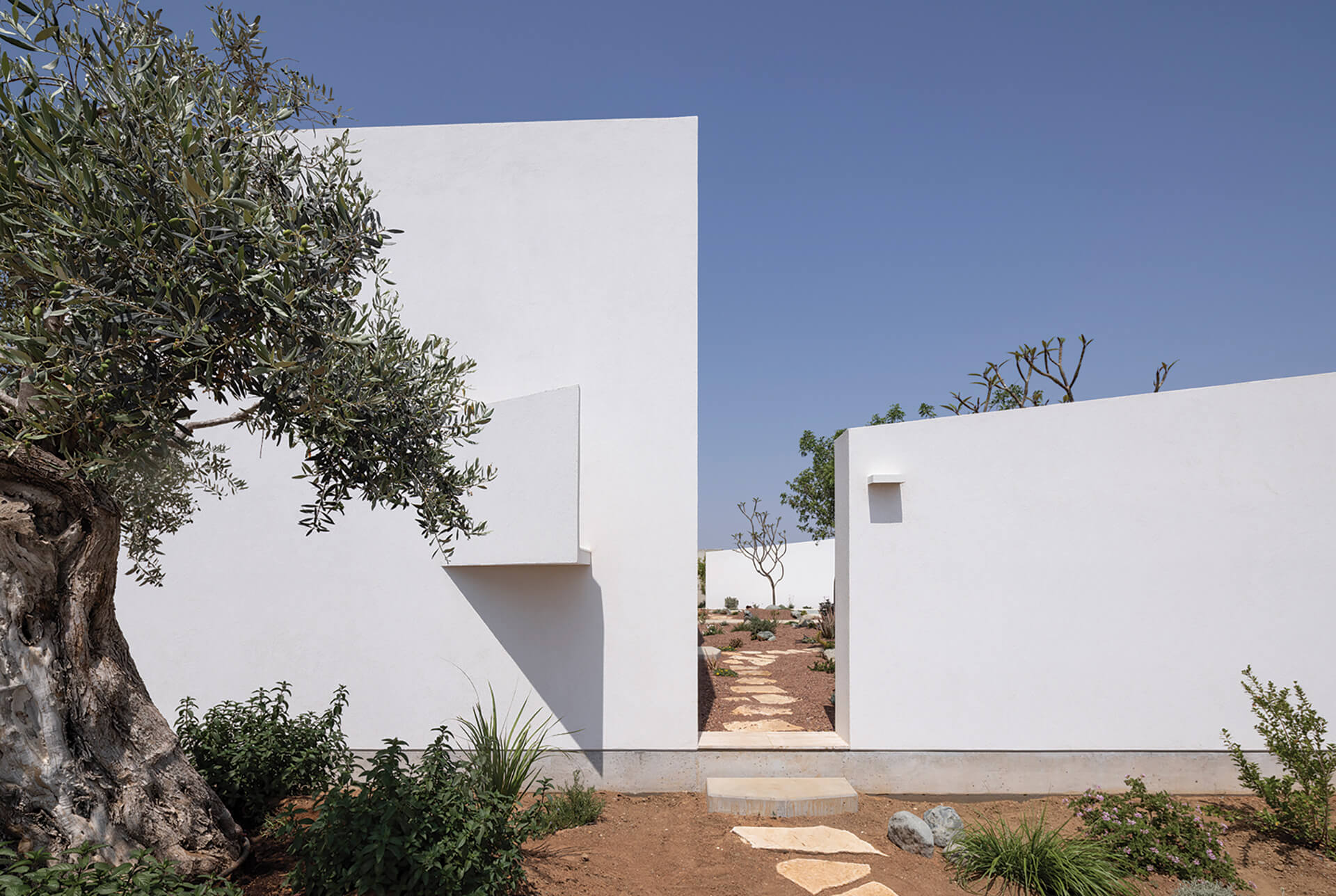 Residence in Nicosia-Mob Design Studio-ekmagazine