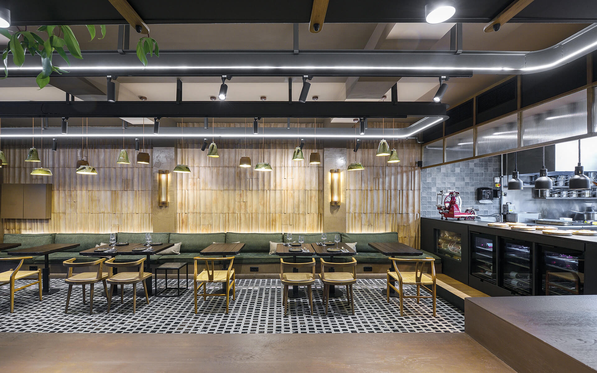 Sole Giaguaro - Cluster Architects - ekmagazine