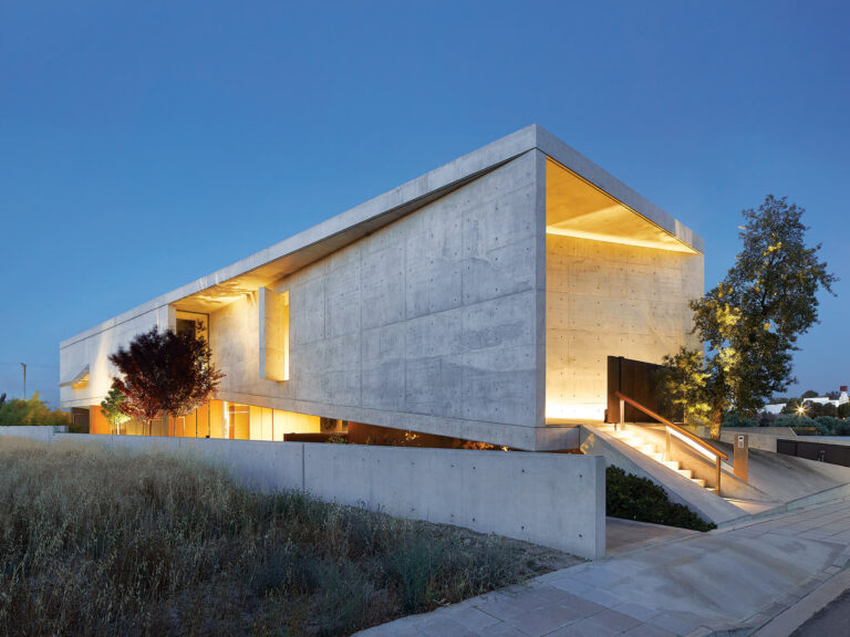 Residence in Nicosia-Eraclis Papachristou Architects-ekmagazine