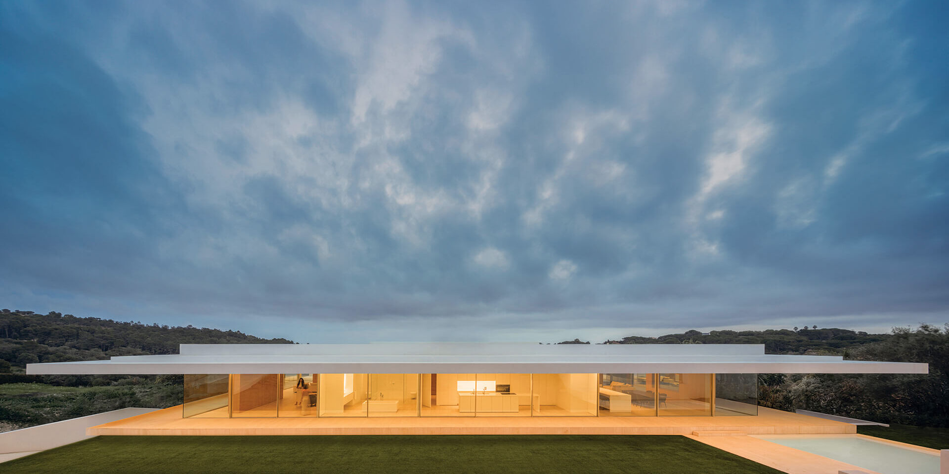 Residence in Sotogrande-Fran Silvestre Arquitectos-ekmagazine