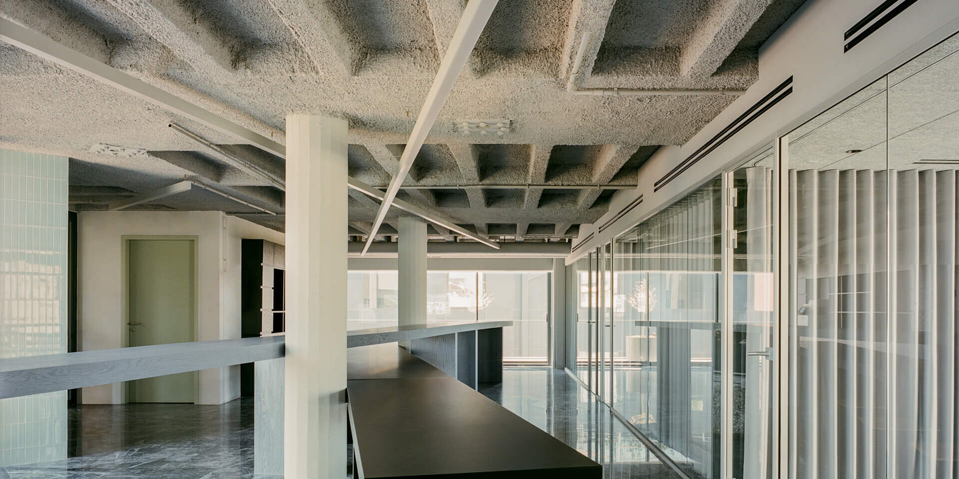 00-cover-Art 1 Office – Neiheiser Argyros – ekmagazine -Art 1 Office - Neiheiser Argyros - ekmagazine