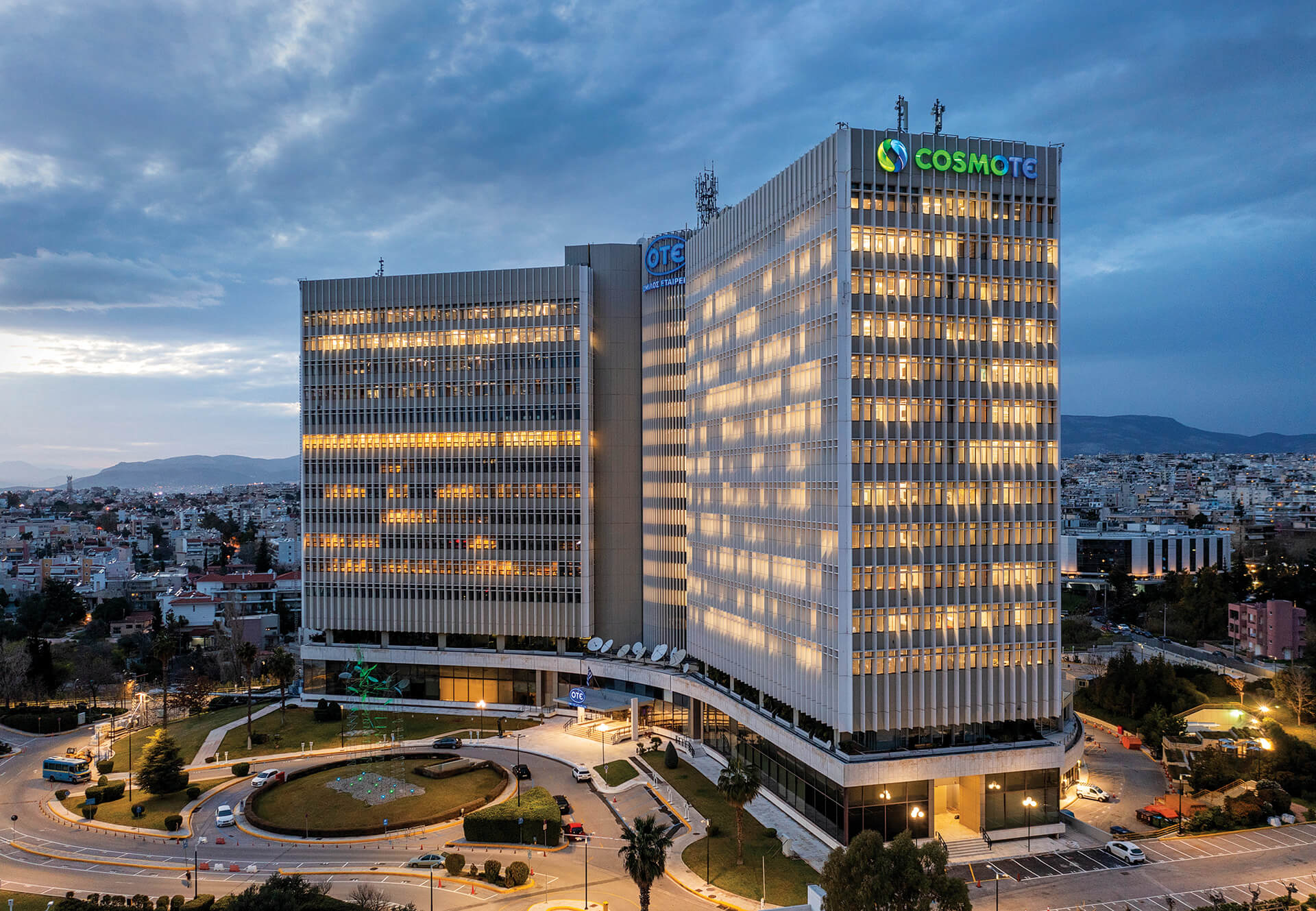 -OTE Administrative Building - Α-Team - ekmagazine