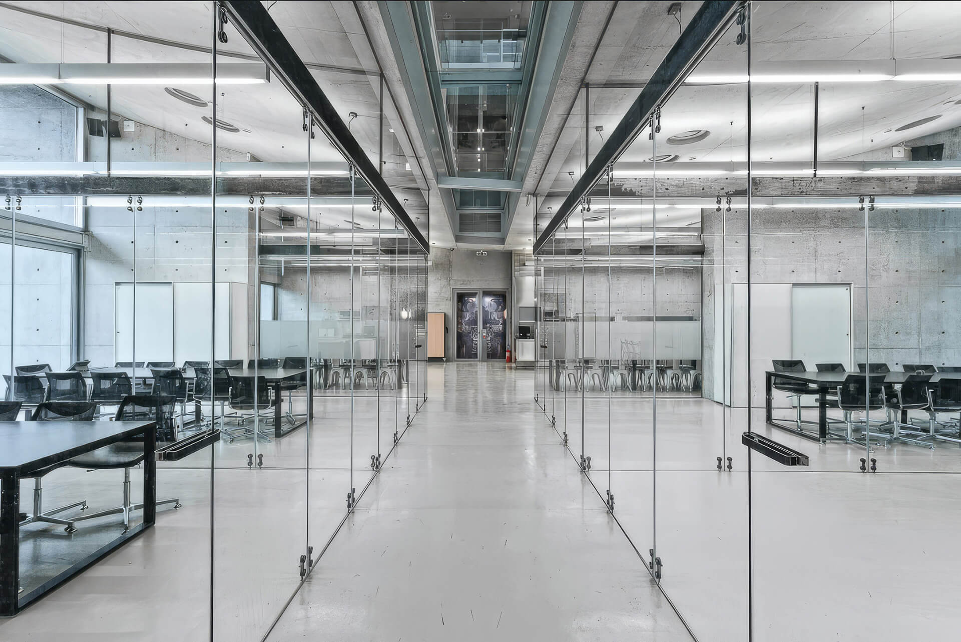 -Shop & Trade - Kokkinou Kourkoulas Architects & Associates - ekmagazine