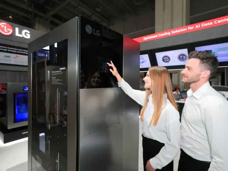 LG Electronics - ekmagazine